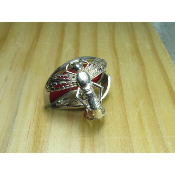 Handmade Red and White Nautilus Shell with Two Sterling Silver Dragonflies Ring - Picture 5 of 11